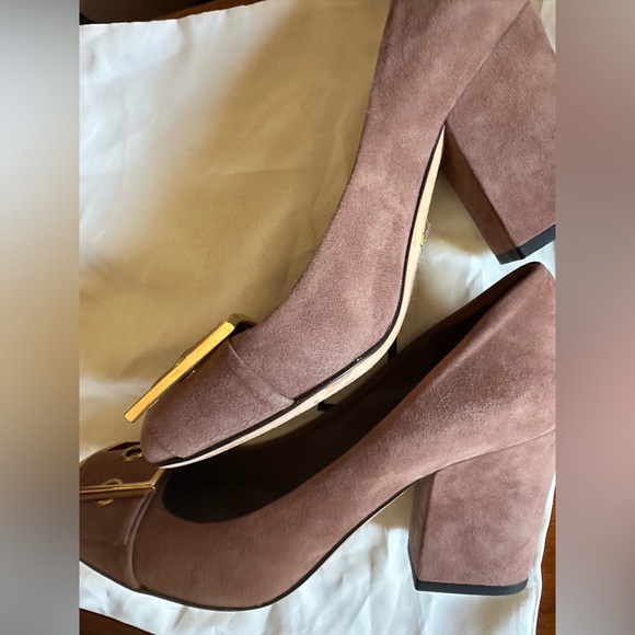 Gucci Kesha Buckle Block Heels - Picture 6 of 7